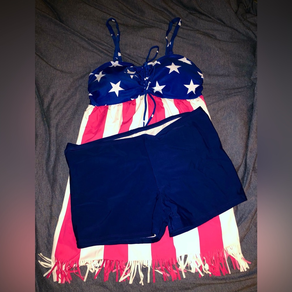 USA Flag Theme Swim Suit 2-pieces Women’s Sz M 8-10 Red/White/Blue Patriotic NEW